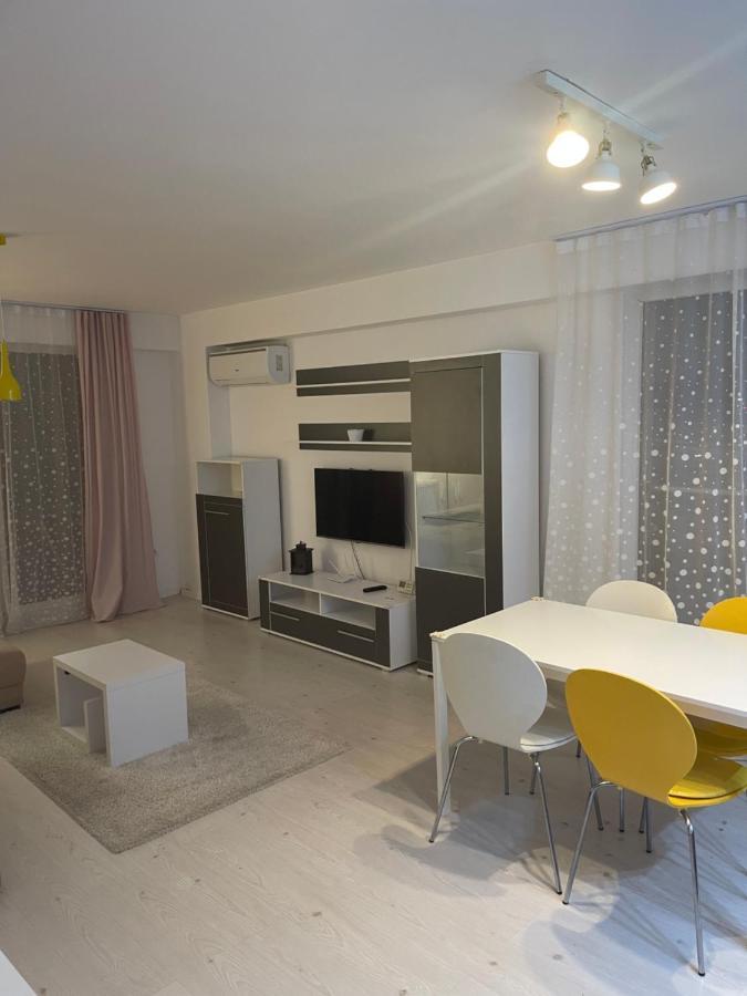Tranzzit Airport Apartment II Otopeni Ngoại thất bức ảnh