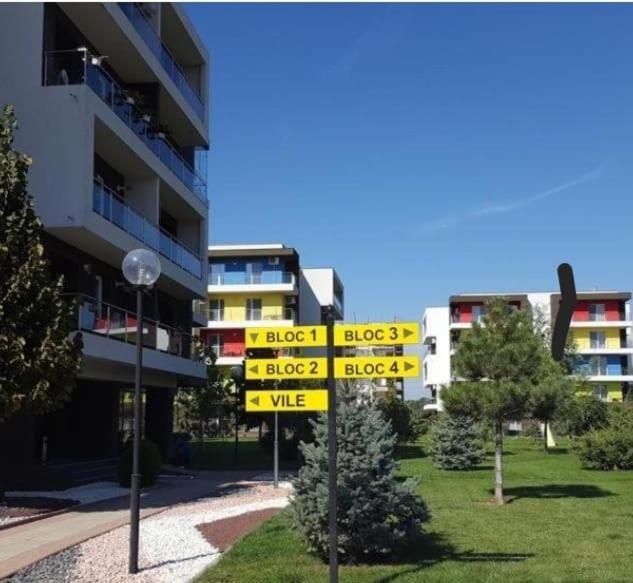 Tranzzit Airport Apartment II Otopeni Ngoại thất bức ảnh